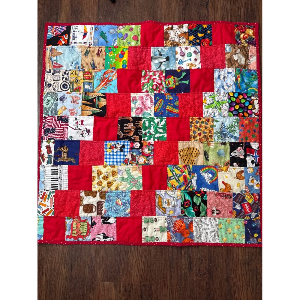 Handmade I-Spy‎ Patchwork Baby Quilt Red Mickey Mouse Crayola Alphabet 30x30